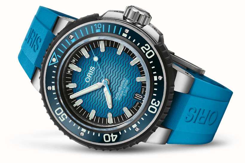 ORIS Aquis Pro 4000m Cal. 400 49.5mm Blue Dial Blue Rubber 01