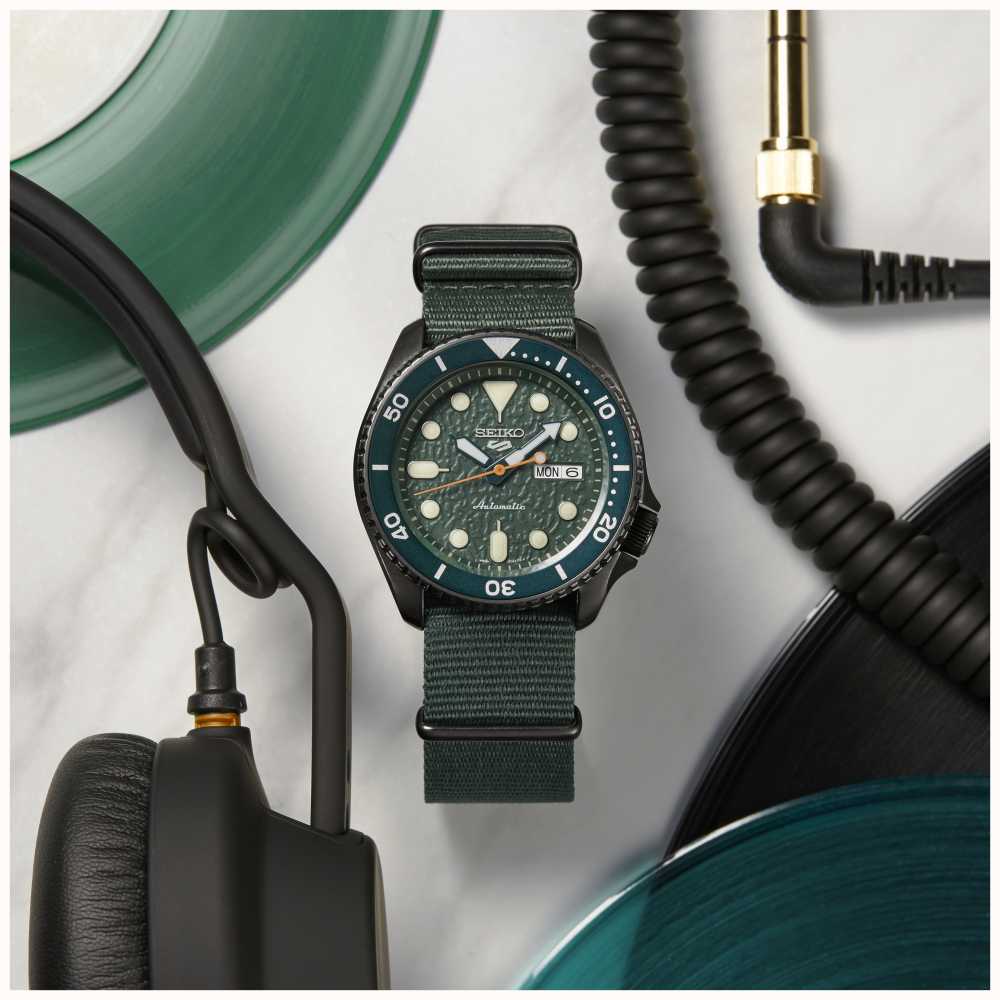 Seiko 5 Sport | Sense | Automatic | Green Dial| Green NATO SRPD77K1 - First  Class Watches™ HKG