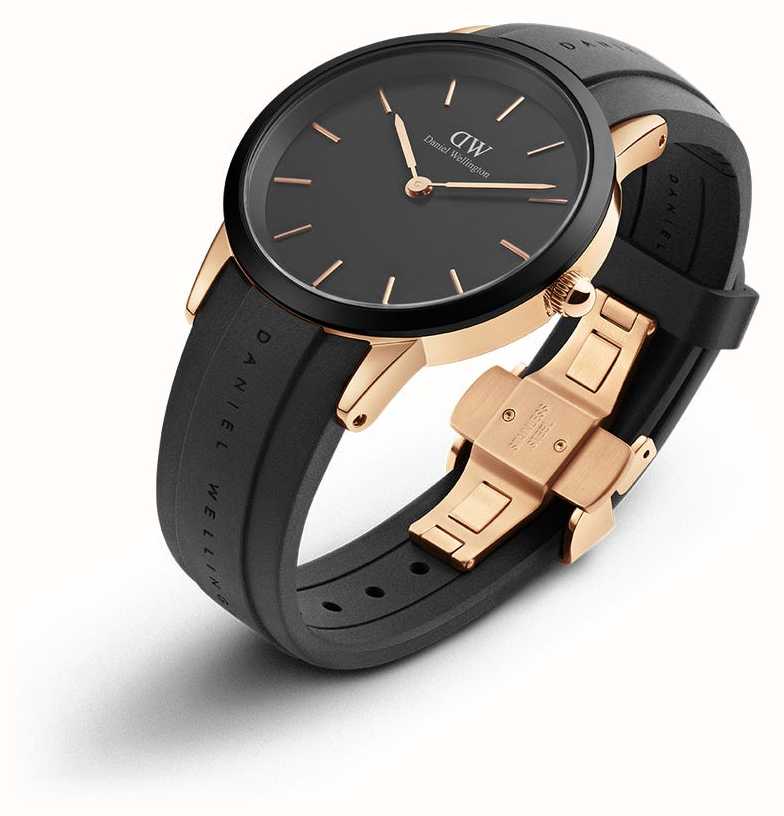 Daniel Wellington Iconic 40mm Rose Gold And DW00100425 - First HKG